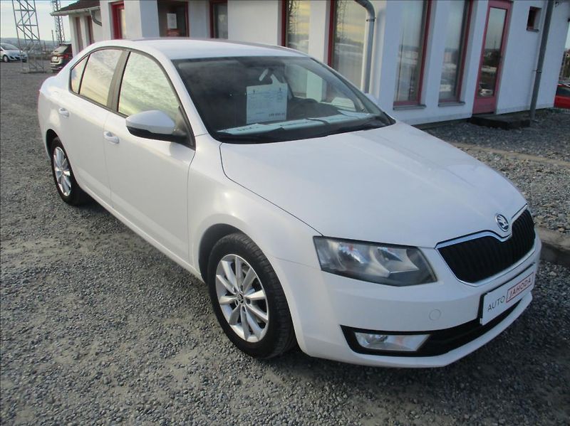 Škoda Octavia 1,6 TDI, DSG,klima,serv.kniha, - fotografie inzerátu