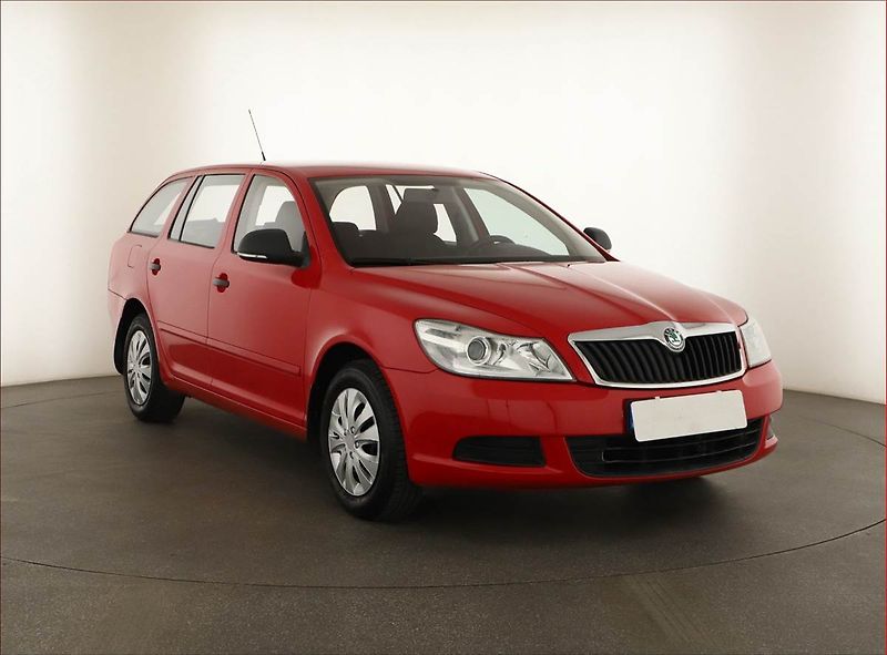 Škoda Octavia (2009) 1.6, nová STK, jezdí skvěle - fotografie inzerátu