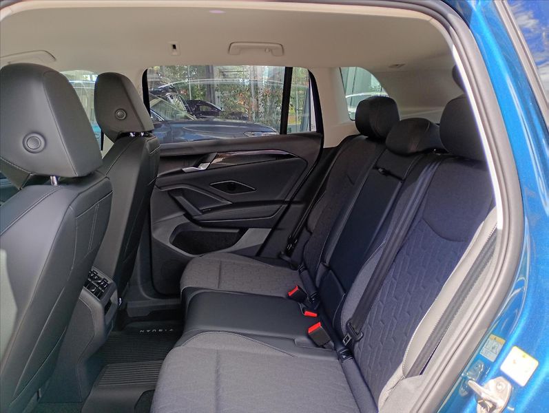 Volkswagen Tiguan (2026) 1,5 eTSI 110 kW mHEV  People - fotka 18 z 18