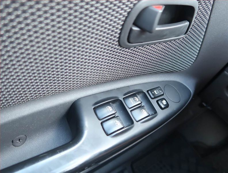 Kia Rio (2011) 1.4 16V, plně pojízdný - fotka 15 z 15
