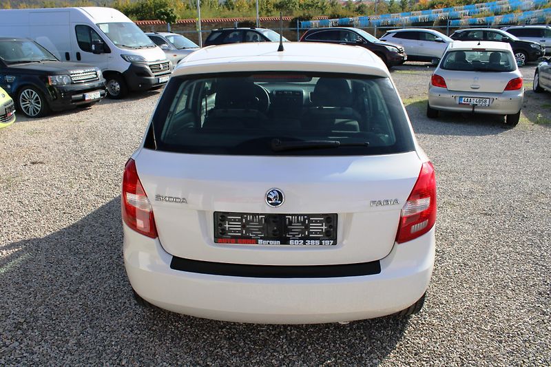 Škoda Fabia (2014) 1,4i 16V KLIMA EL.OKNA PC ALU - fotka 6 z 16