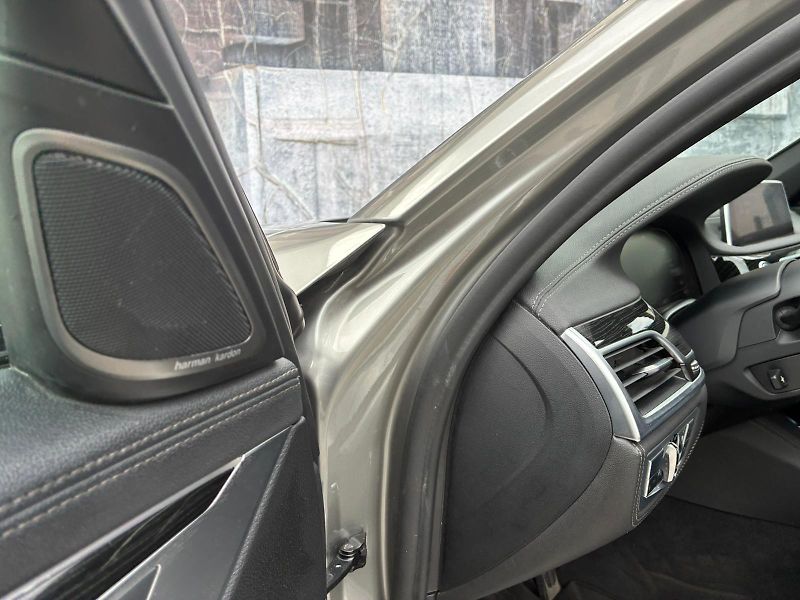 BMW Řada 7 (2020) 740i, 239KW, LONG, SOFT - fotka 37 z 44