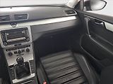 Volkswagen Passat (2013) 2.0 TDI, Navi, Xenony - náhled 8