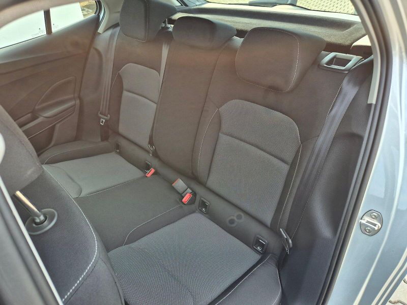 Škoda Fabia (2025) Selection 1.0 TSI 70 kW 5°manu - fotka 16 z 30