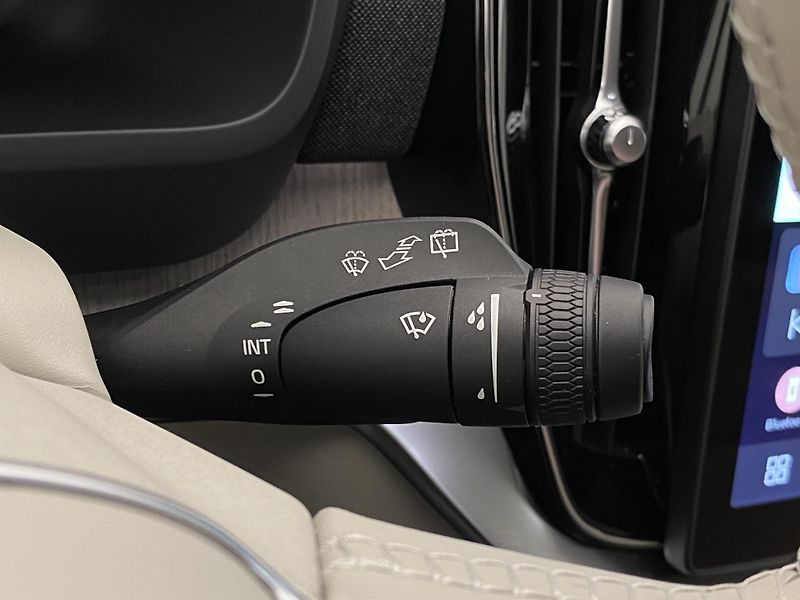 Volvo XC90 T8 AWD RECHARGE BRIGHT PLUS 7m - fotka 23 z 67