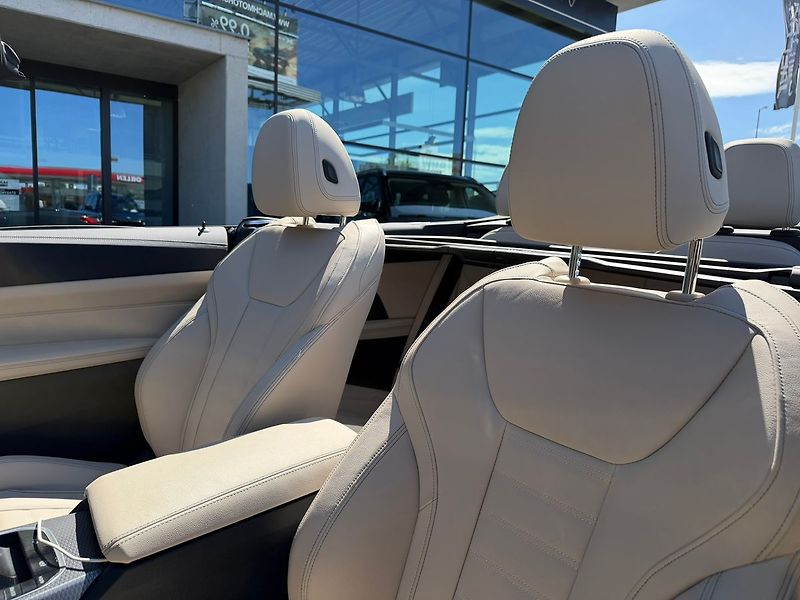BMW Řada 4 M440i xDrive Cabrio TOP - fotka 21 z 43