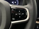 Volvo XC60 B5 AWD DARK PLUS AUT CZ - náhled 26