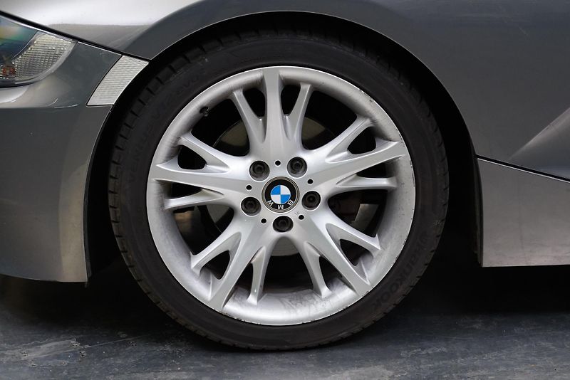 BMW Z4 - fotka 10 z 23