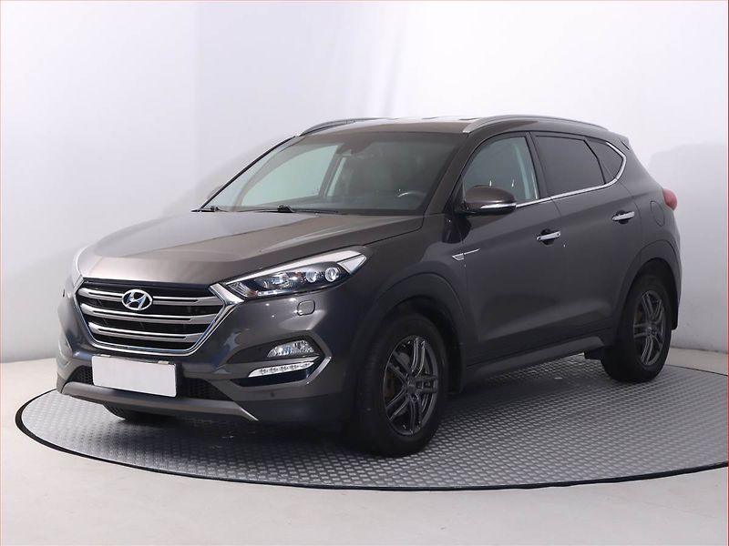 Hyundai Tucson (2016) 1.7 CRDi, Serv.kniha, Navi - fotka 2 z 19