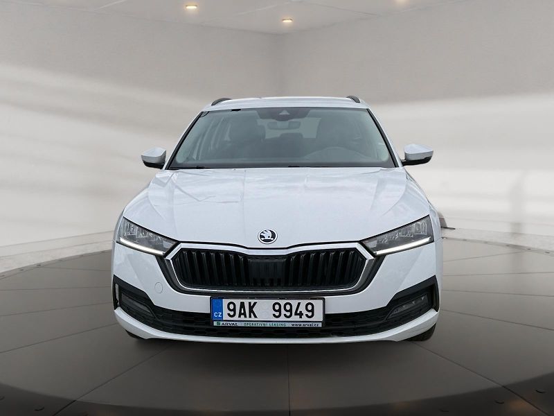 Škoda Octavia (2022) AMBITION 1.0TSI 81kW CZ DPH - fotka 2 z 11