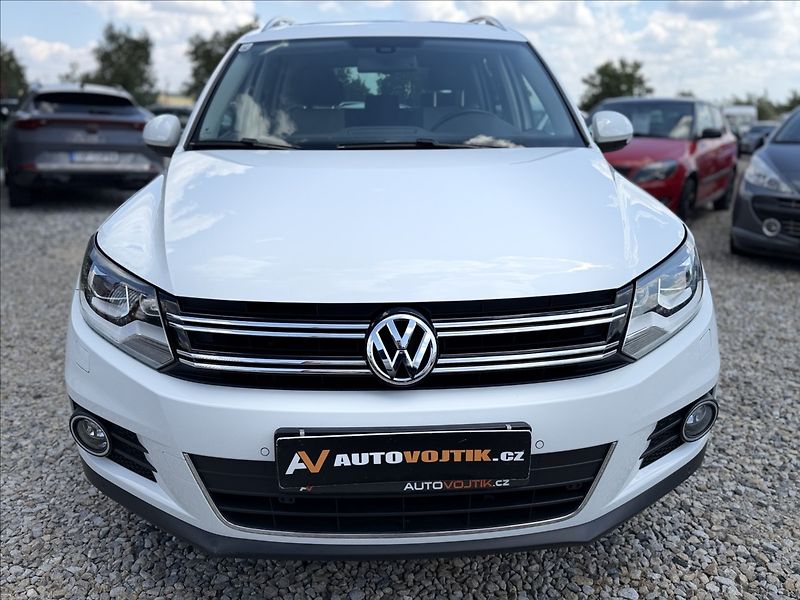 Volkswagen Tiguan 1,4 TSI PANORAMA, LED, BIXENON - fotka 3 z 36