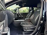 Mercedes-Benz GLA 200 d - náhled 15