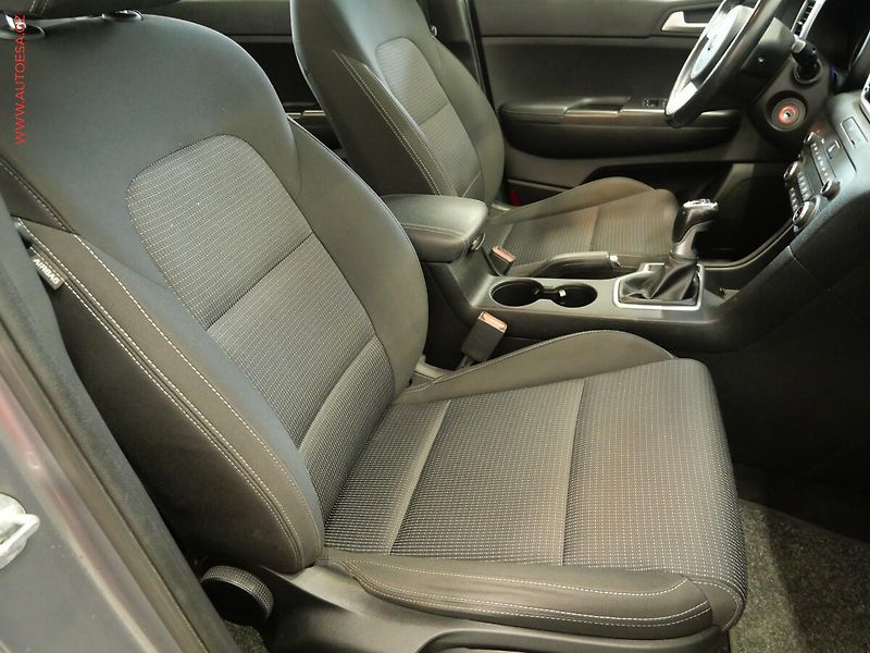 Kia Sportage (2018) 1.6 CRDi - fotka 11 z 25