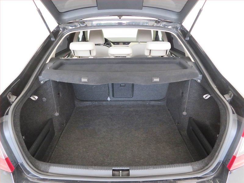 Škoda Octavia (2019) Ambition 2.0 TDI, Automat - fotka 14 z 16