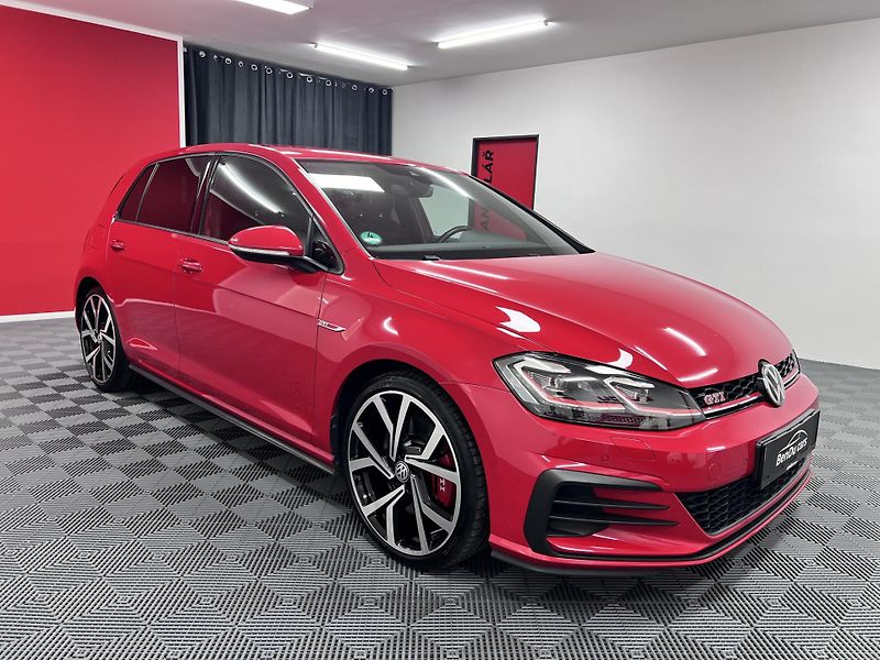 Volkswagen Golf GTI Performance 180 kW - fotka 3 z 50