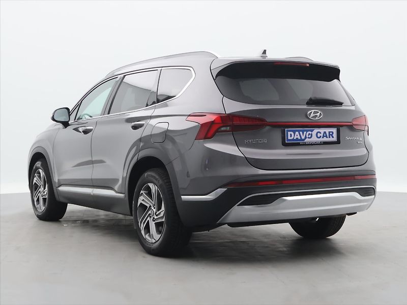 Hyundai Santa Fe 2,2 CRDI 142kW Style 4x4CZ DPH - fotka 5 z 36