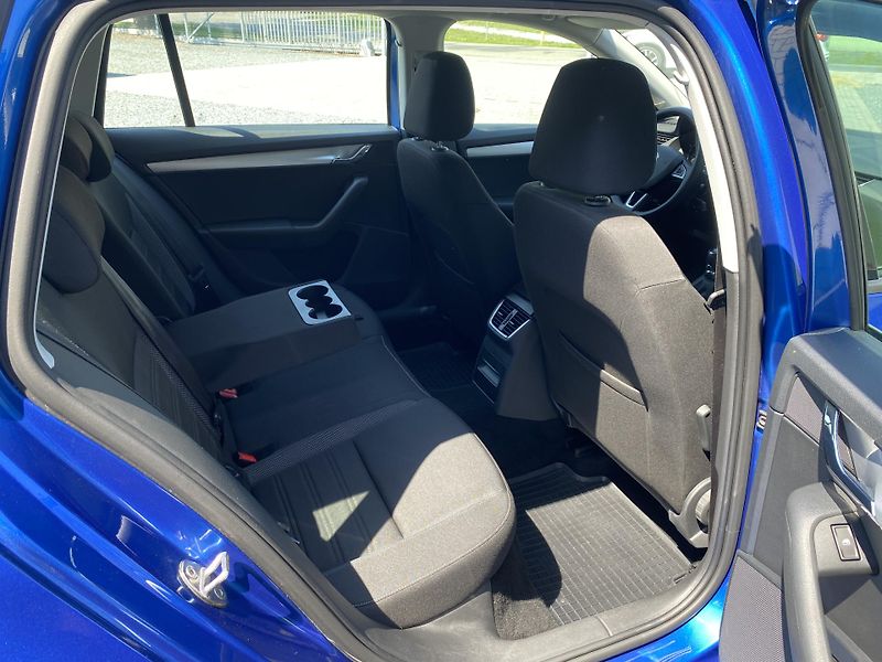 Škoda Octavia 1.4 TSI 110kW -1xMAJ.- ALU-PDC - fotka 36 z 42