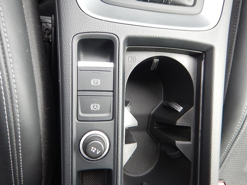 Audi Q3 S-LINE 1.5 TFSI, ČR, DSG - fotka 21 z 31