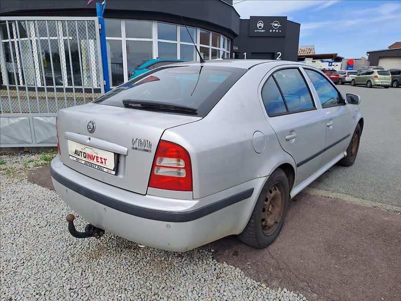 Škoda Octavia 1,9 TDI - fotka 3 z 13