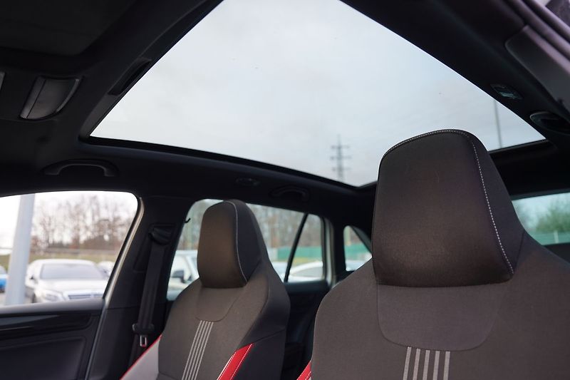 Škoda Rapid 1.0 TSI 81kW Monte Carlo - fotka 27 z 48