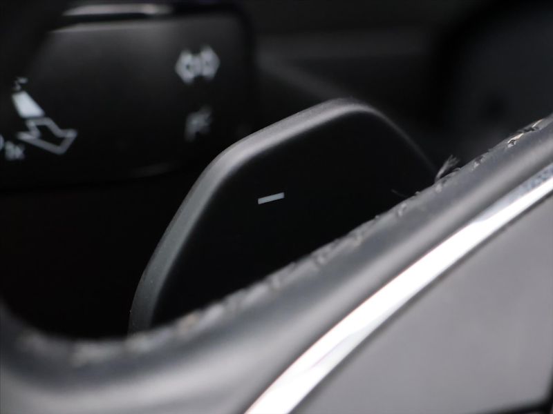 Škoda Superb 2,0 TDI 110kW Style DSG  CZ - fotka 18 z 32