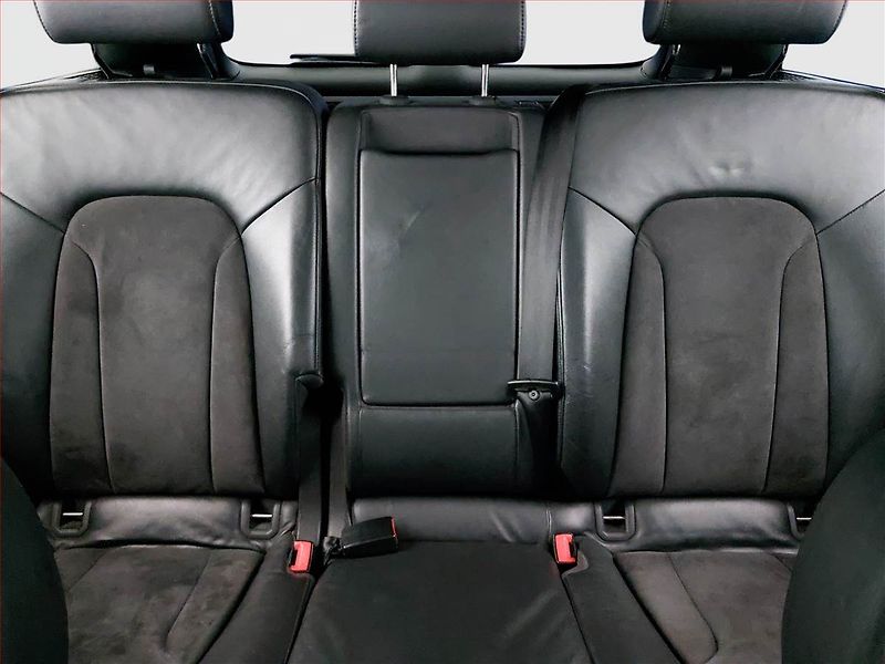 Audi Q7 (2010) S-Line 3.0 TDI, 4X4, Automat - fotka 10 z 21