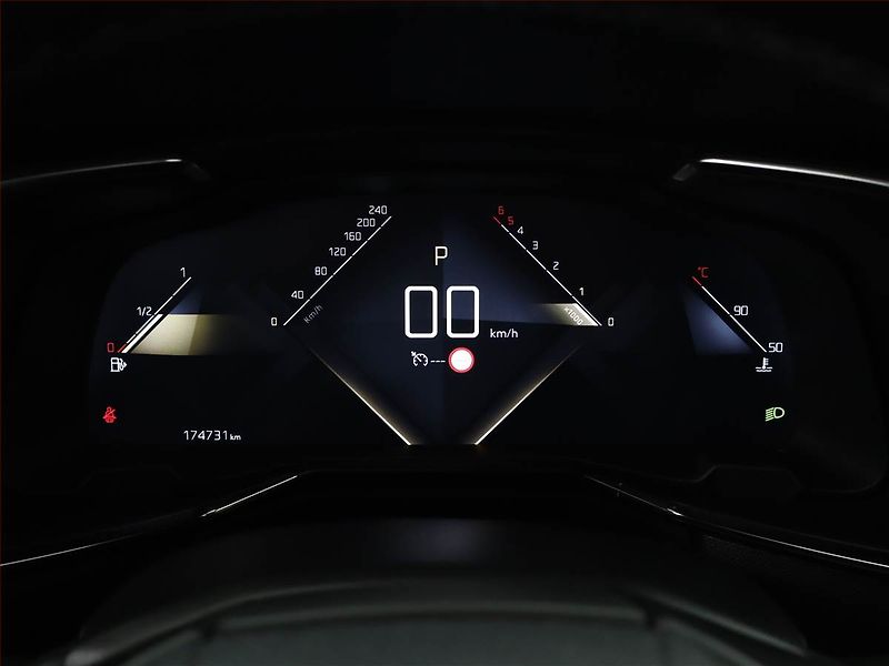 DS Automobiles DS7 Crossback (2019) 2.0 BlueHDI, Automat, Navi - fotka 9 z 19