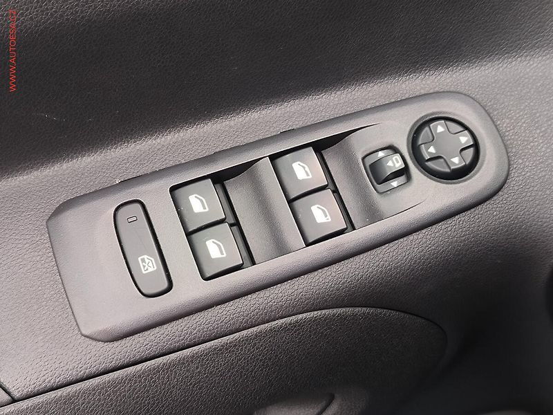 Opel Combo (2021) 1.5CDTi, Edition, navi - fotka 21 z 23