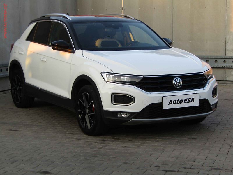 Volkswagen T-Roc (2019) 2.0 TDi 4x4, ČR, DSG, LED - fotografie inzerátu