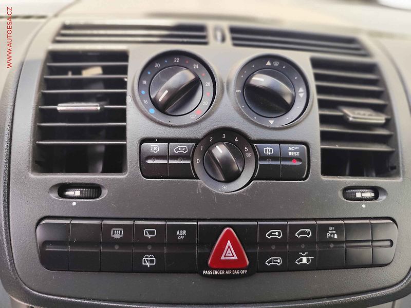 Mercedes-Benz Viano (2005) 2.2CDi L2 - fotka 14 z 20