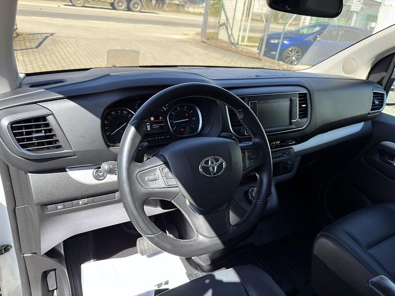 Toyota ProAce Verso 2.0D-4D 130 kW 6 míst, DPH - fotka 13 z 27