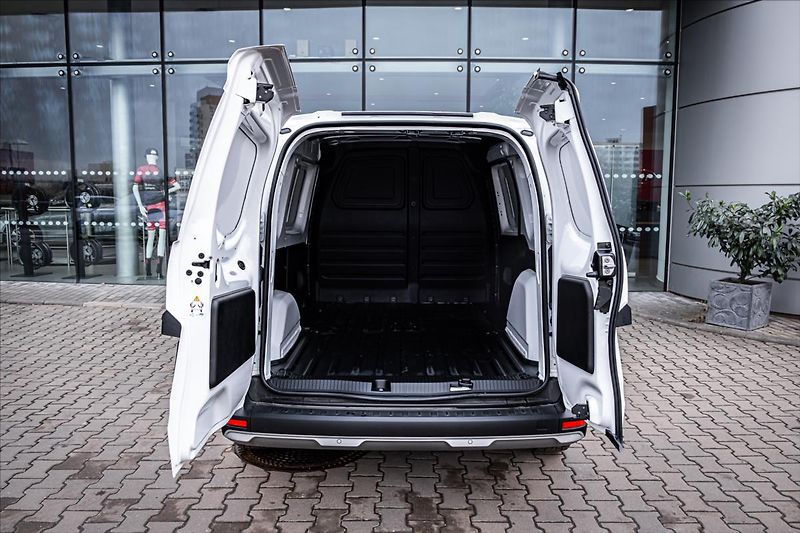 Nissan Townstar 0,0 EV VAN 45 kWh L2 TEKNA - fotka 15 z 33