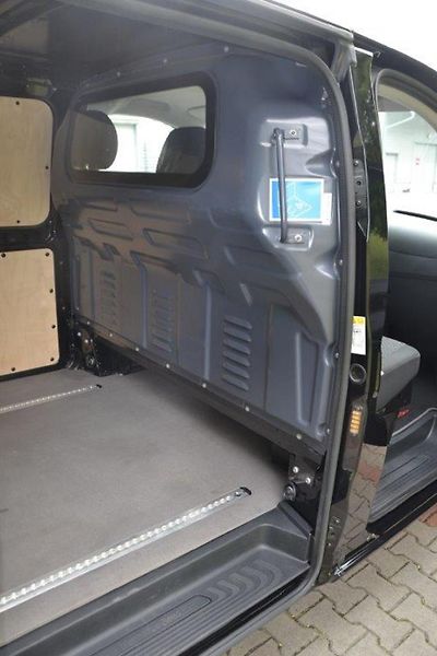 Mercedes-Benz Vito 116 CDi XL 9G automat 2021 - fotka 28 z 32