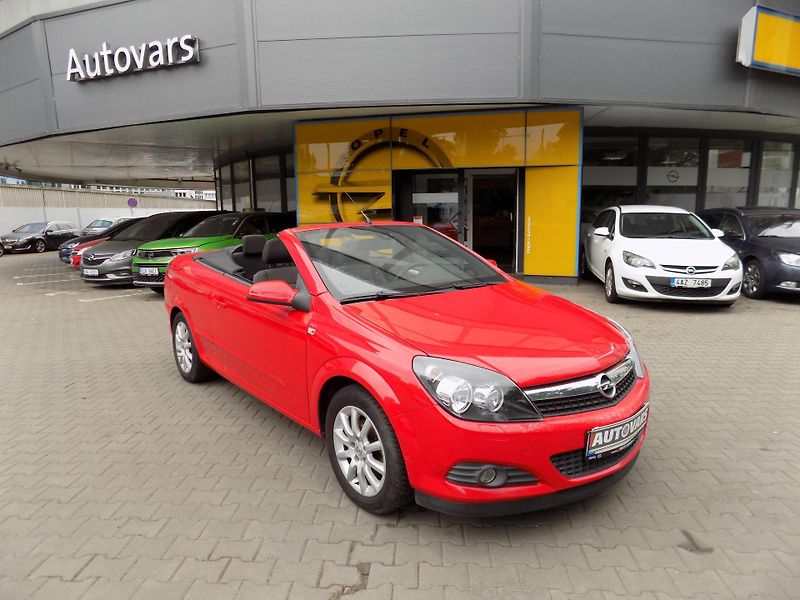 Opel Astra (2008) 1.8 16V - fotka 13 z 18