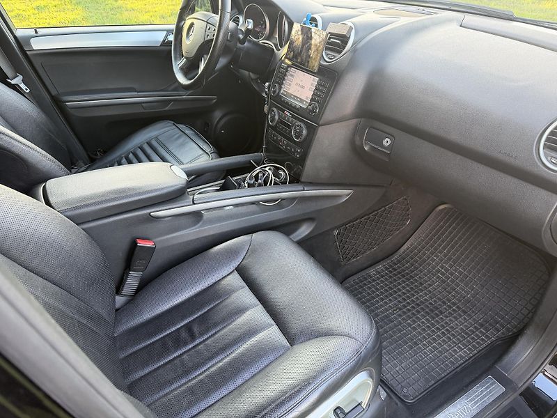 Mercedes-Benz Třídy M ML 320 CDI   4 Matic - fotka 12 z 34