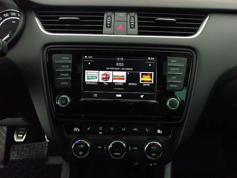 Škoda Octavia (2017) RS 2.0 TDI, Kůže, Navi - fotka 12 z 21
