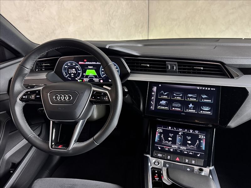 Audi e-tron 300kW Sportback S-Line Matrix - fotka 20 z 50