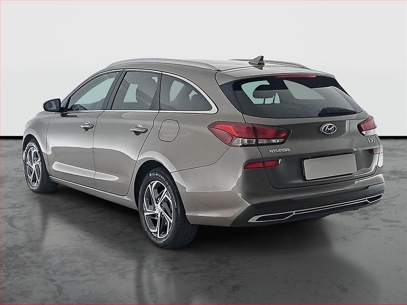 Hyundai i30 (2023) Smart 1.0 T-GDI - fotka 4 z 20