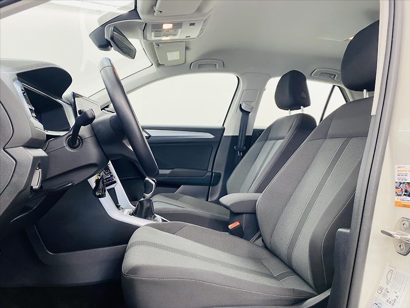 Volkswagen T-Roc 1,0 TSI 81kW Life - fotka 5 z 24
