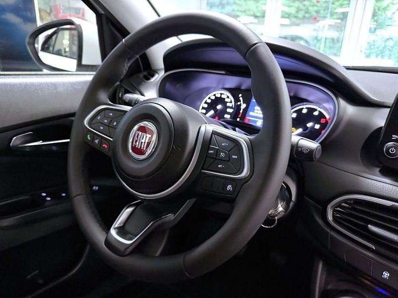 Fiat Tipo (2024) SW 1.6 MultiJet 130k MT6 Urban - fotka 16 z 18