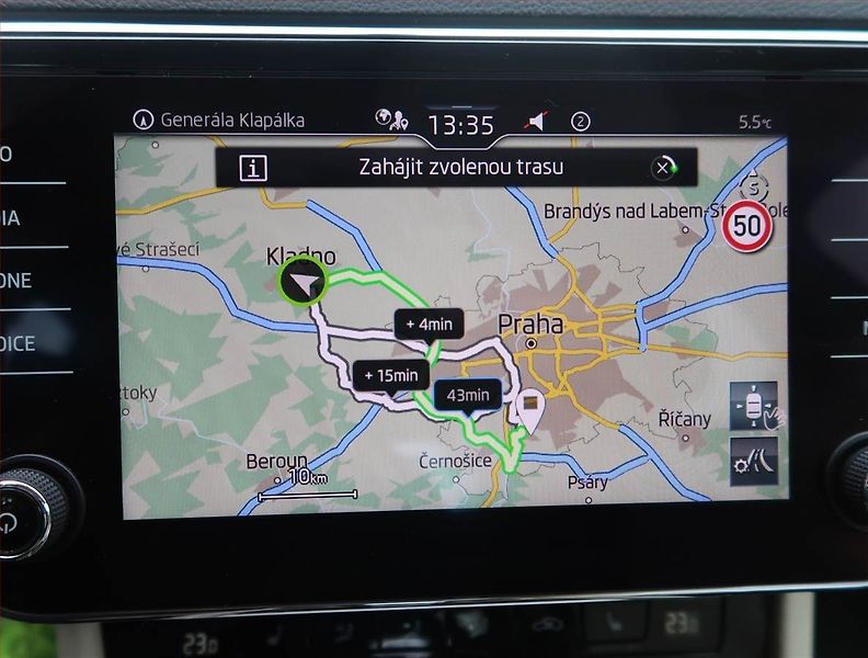 Škoda Superb (2022) Style 2.0 TDI - fotka 12 z 22