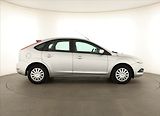 Ford Focus (2009) 1.6 16V, nová STK, Tažné - náhled 6