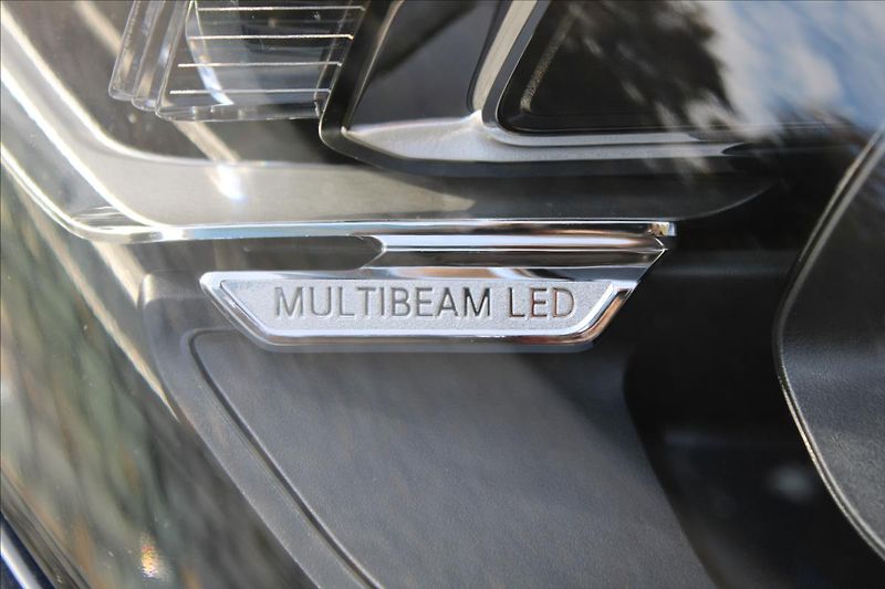 Mercedes-Benz GLS 400d 4M/Exclusive/DPH/CZ - fotka 45 z 50