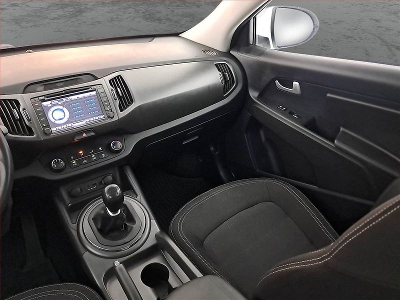 Kia Sportage (2012) 1.6 GDI, Serv.kniha, Navi - fotka 8 z 15