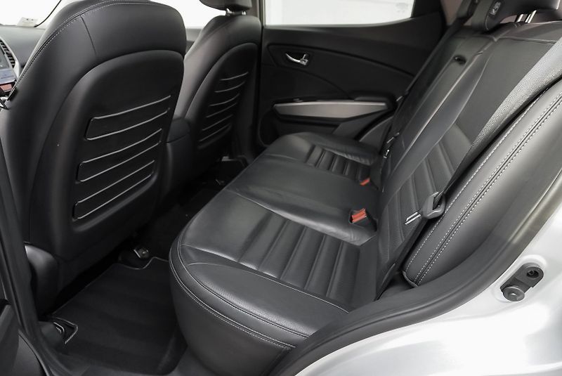 SsangYong Tivoli 1.6i 94kW Edition GO - fotka 24 z 30