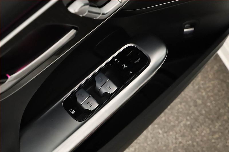 Mercedes-Benz Třídy C (2022) C 200 d - fotka 27 z 27