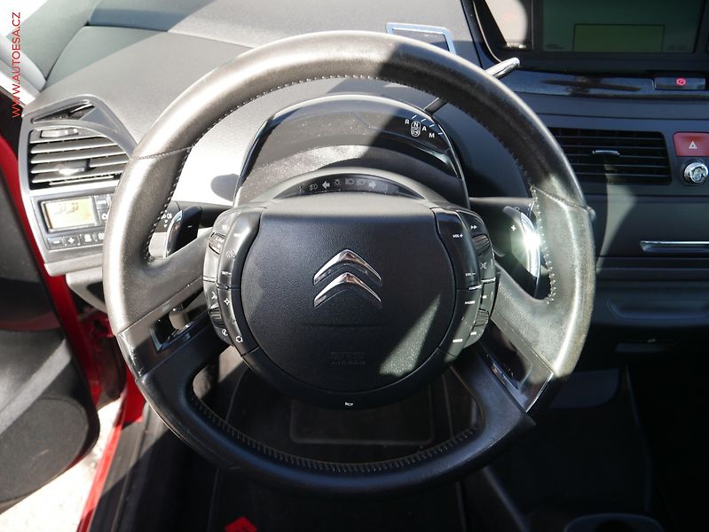 Citroën Grand C4 Picasso (2012) 1.6HDi 7míst, 2.maj,ČR, AT, - fotka 14 z 18