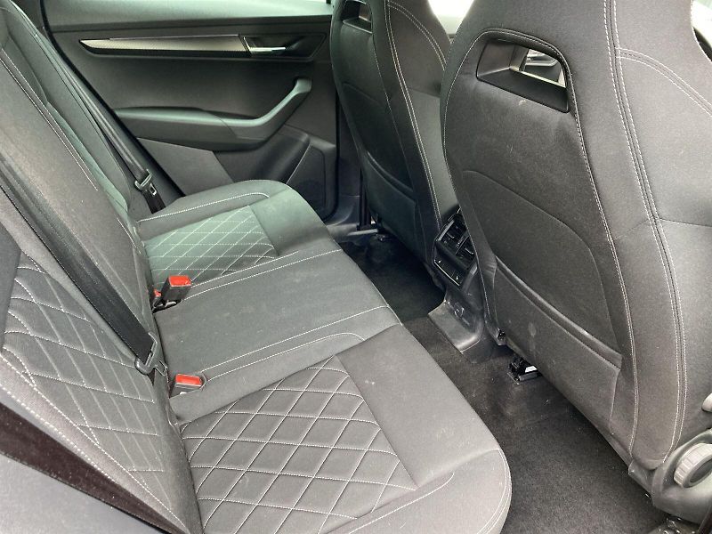 Škoda Karoq (2025) 2.0 TDI 4x4 DSG Sportline - fotka 12 z 39
