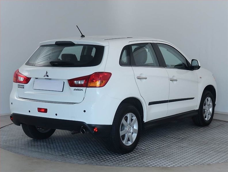 Mitsubishi ASX (2014) Invite 1.6 MIVEC, Serv.kniha - fotka 5 z 17
