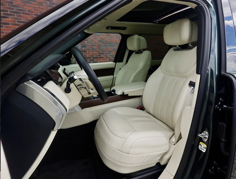 Land Rover Range Rover (2024) P460e Autobiography LWB - fotka 22 z 50